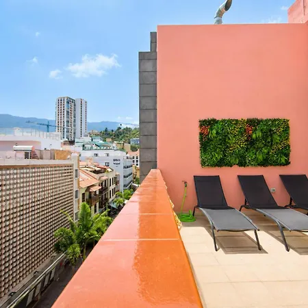 Aromas Attic Apartment
